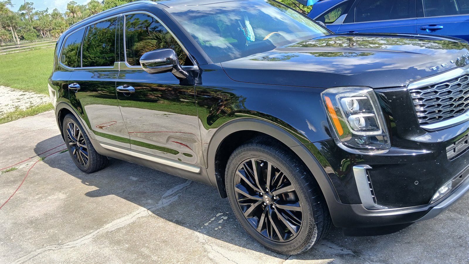 aces mobile cleaning car detailing. suv handeashed vacuumed windows cleaned inside and out bug removal clean rims and tires in englewood farm acres