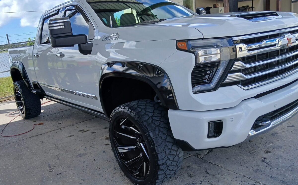 carefully cleaned and detailed by aces mobile cleaning at your work hose washing, scrubbing bugs, cleaning mats and floors and shining interior and exterior beach sand removal and pet hair removal